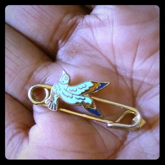 Vintage KOREA Small Brooch w/Enamel Bird - Picture 3 of 5